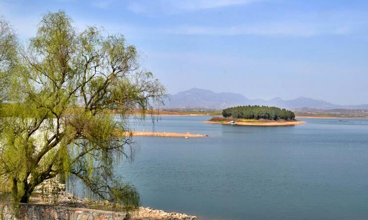 说起铜山湖旅行,得分两个地点,一个铜山风景区,一个铜山湖风景区,两个